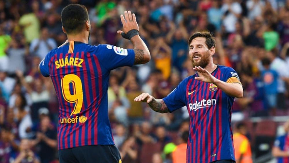 برشلونة يسحق ضيفه هويسكا بثمانية أهداف لهدفيْن