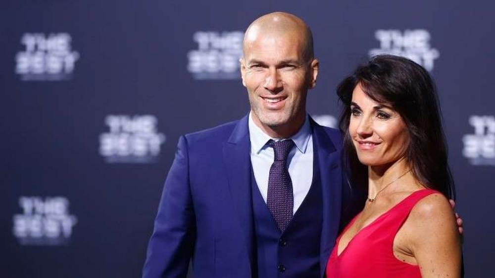 بالصور | زوجة زيدان تُجرّده من استثنائيته