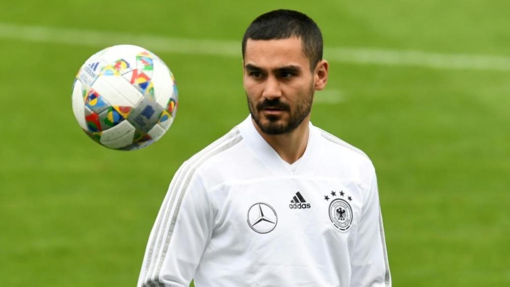 ظل "قضية غوندوغان" يخيم على مواجهة ألمانيا وفرنسا