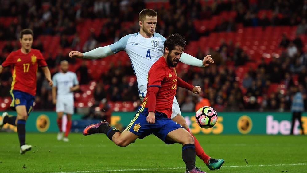 التشكيلة الرسمية: إنجلترا - إسبانيا