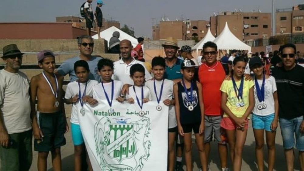 الدفاع الجديدي للسباحة يتألق في منافسات الجائزة الصيفية بمراكش