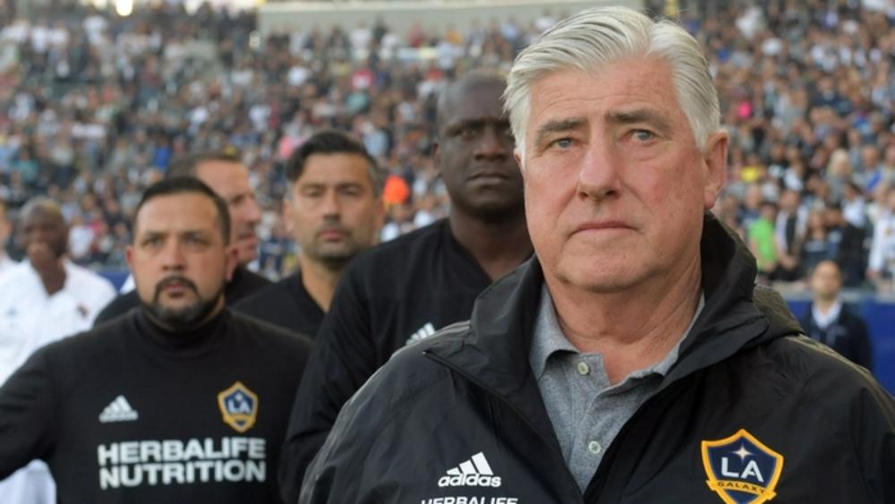 اعتزال المدرب الأكثر فوزاً في الدوري الأمريكي