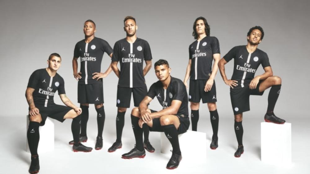 علامة "جوردان" على قميص سان جيرمان في دوري الأبطال