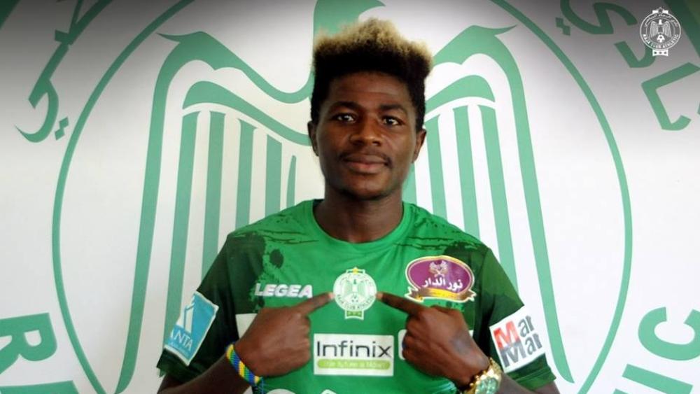 مولير ديندا: "شرف لي حمل قميص الرجاء وأتمنى التتويج بأكبر عدد من الألقاب"