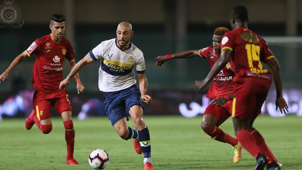 أمرابط يأْسِرُ قلوب "النَّصراويين" وحمد الله يُقدِّم أوراق اعْتِماده