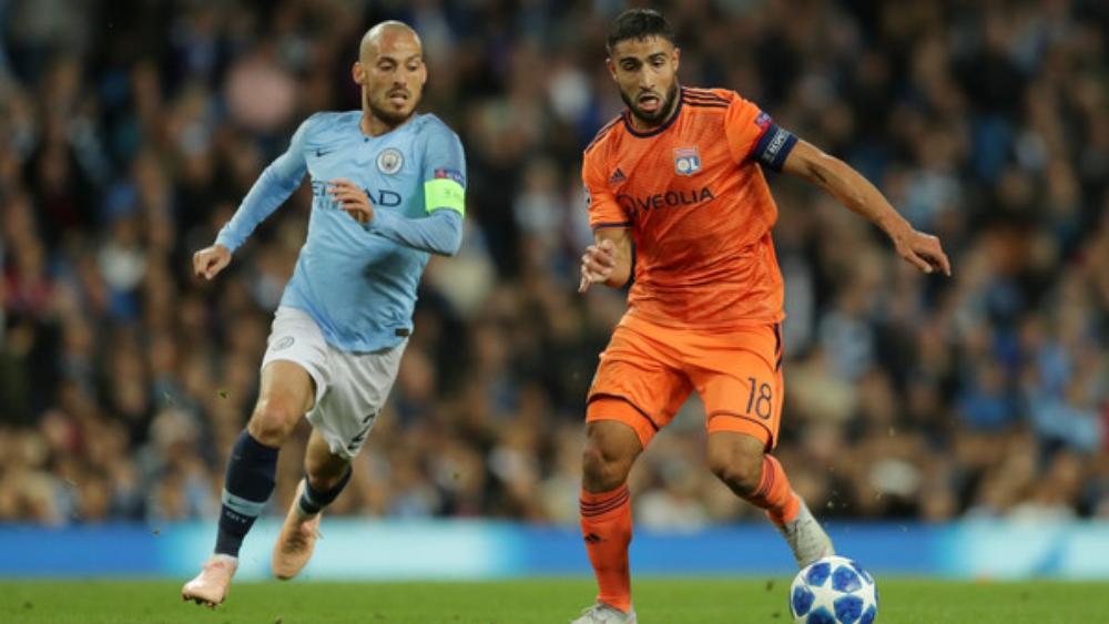 ذكاء أولمبيك ليون يحرج أغلى هجوم في العالم