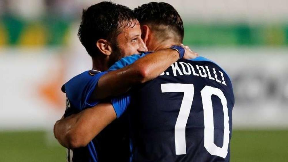 لاعب زيوريخ السويسري يسقط في "حفرة" أثناء احتفاله بهدف في "اليوروبا ليج"!