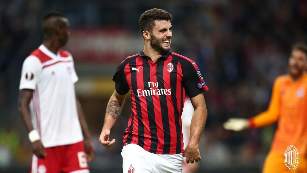 ميلان يصعق أولمبياكوس في 9 دقائق مجنونة