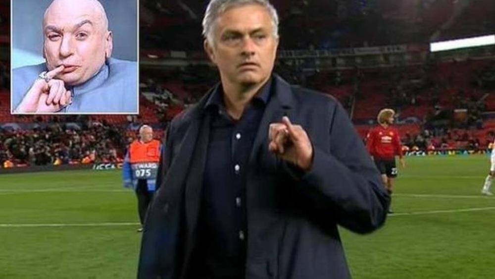 مورينيو يصرف الأنظار عن مشاكله بإشارة "مستر إيفل"