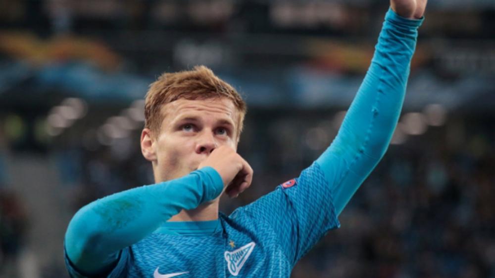 الإيقاف مدى الحياة يهدد مسيرة كوكرين ومامايف