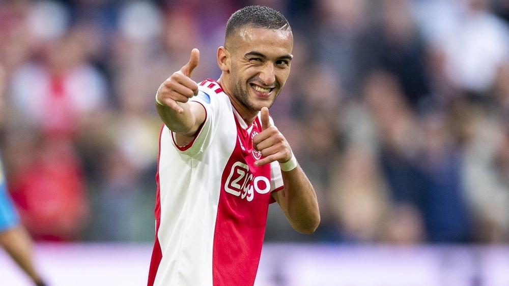 نجمان عالميان يُعجبان بتمريرة زياش أمام بايرن ميونيخ