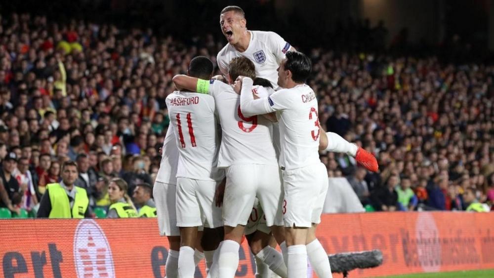 صحف إنجلترا تتغنى بالفوز على منتخب إسبانيا
