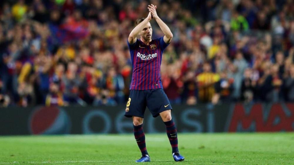 آرثور ميلو: فخور بمقارنتي بـ تشافي ولكن..!