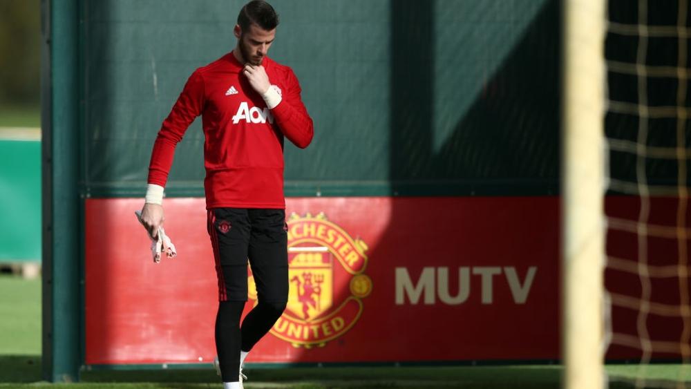 مورينيو: لست متأكدًا من بقاء دي خيا في مانشستر يونايتد