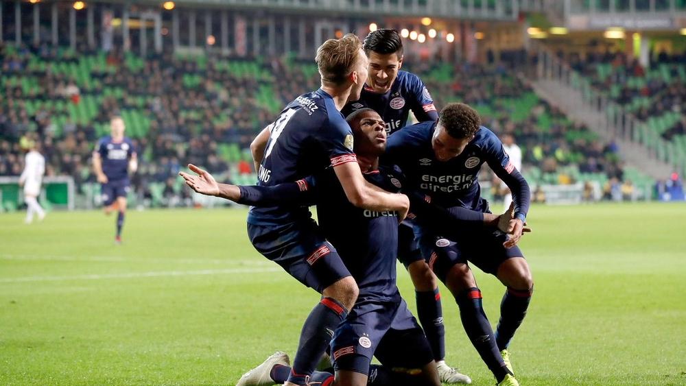 آيندهوفن يحقق فوزه العاشر تواليا بـ"الإيرديفيزي"