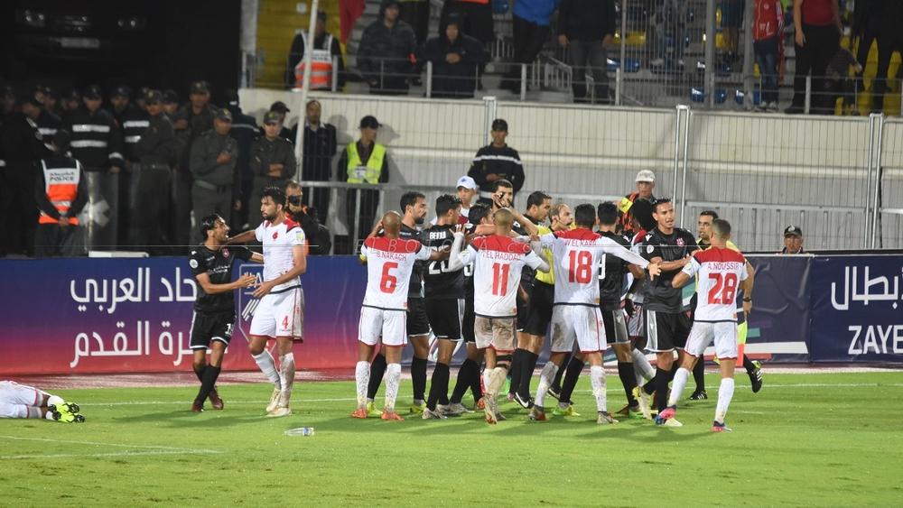 المحلل التحكيمي لقنوات "أبو ظبي الرياضية" يؤكد أن قرار الحكم بعدم احتساب ضربة جزاء للوداد كان صائبا