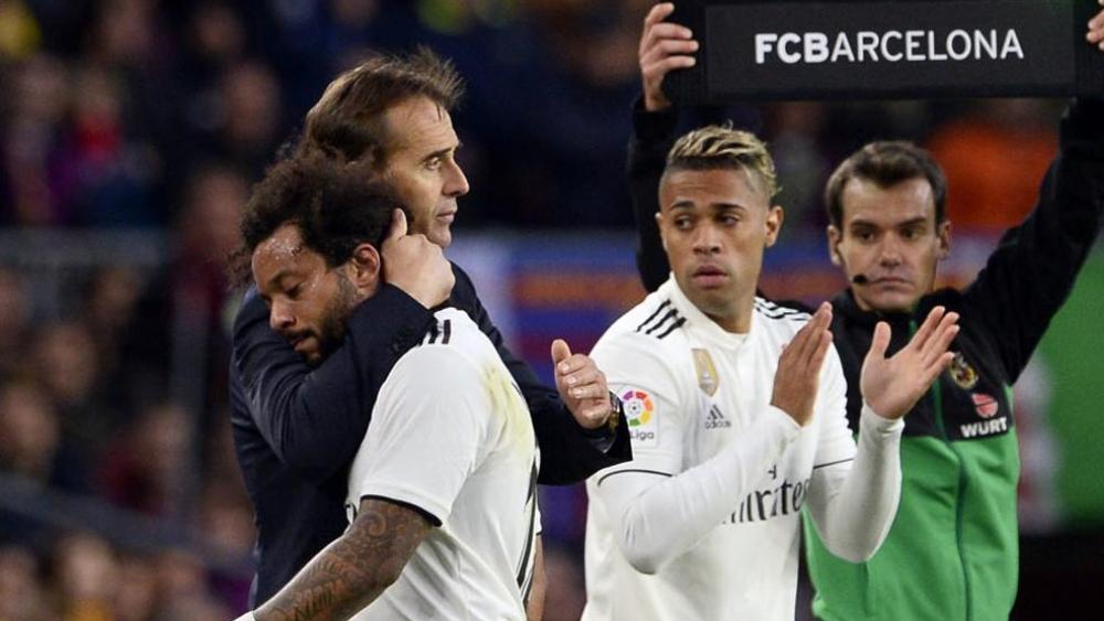 لوبيتيغي ودع اللاعبين بعد السقوط في "كامب نو"