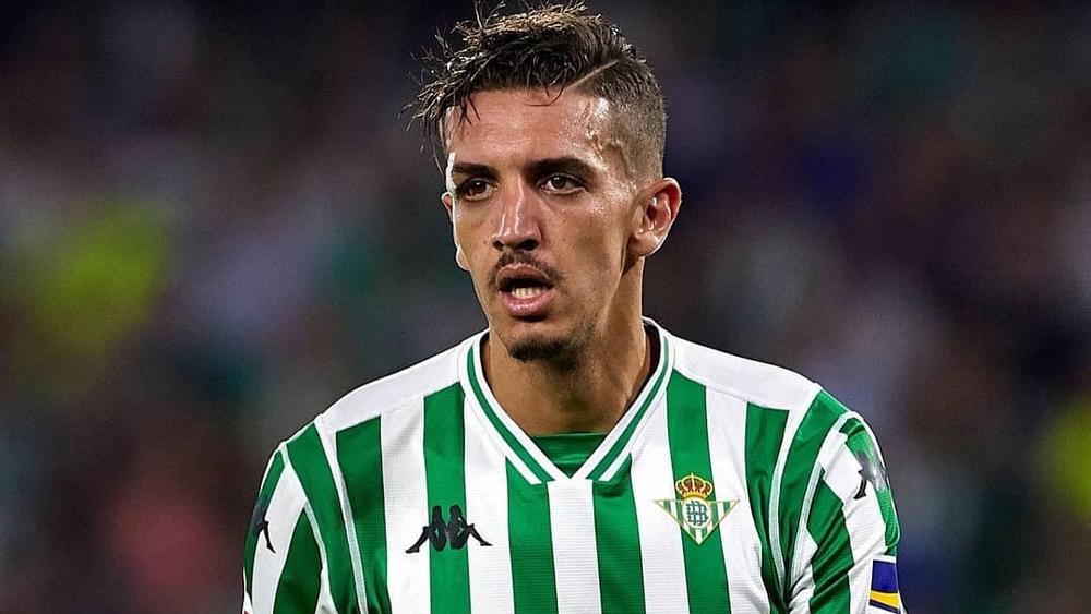 فضال حاضر في اللائحة الأولية لـ'الأسود' لمواجهة الكاميرون وتونس