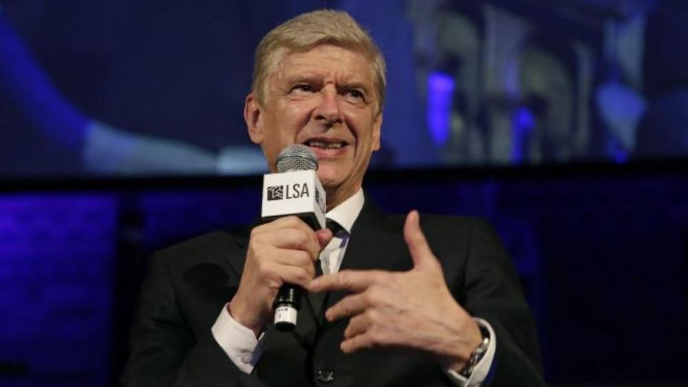 فينغر يعد بالعودة إلى التدريب في 2019