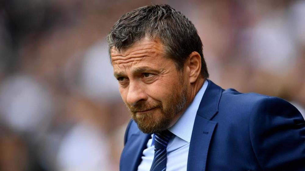 مدرب فولهام يصف وضع فريقه بالسخيف