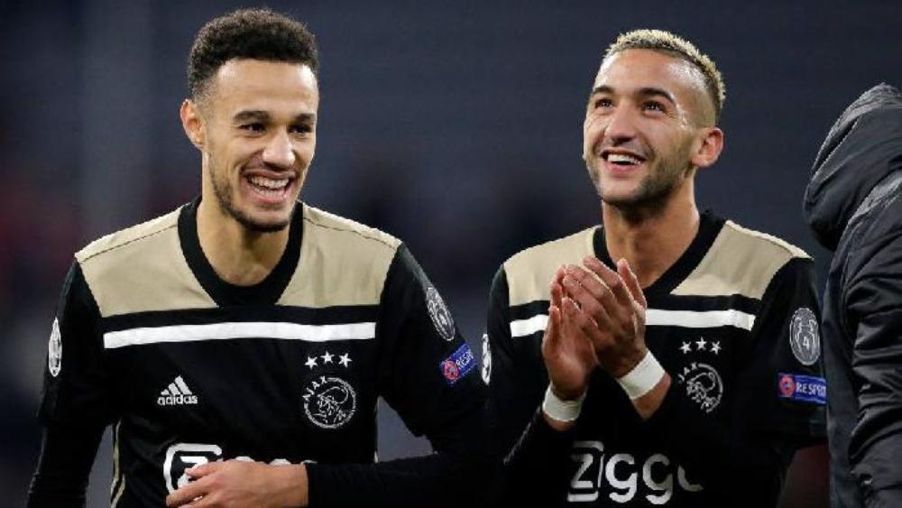 مدير أياكس: "لا أحد سيغادر في يناير، لكننا سنخسر 3 لاعبين أو أكثر في الصيف"