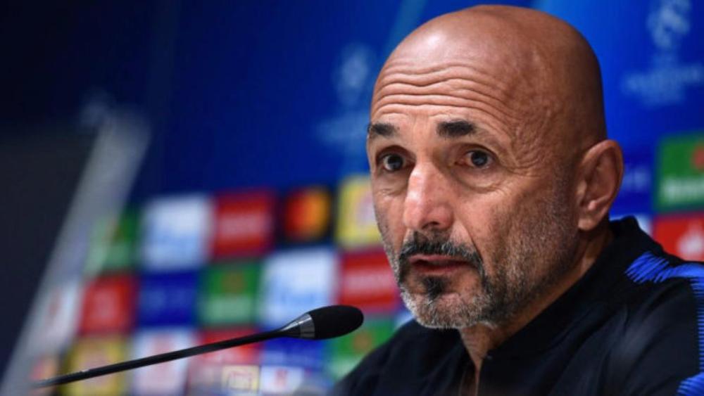 سبالتي: "ميسي هو الأفضل في العالم"