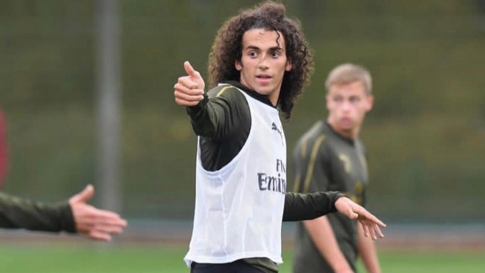 الكندوزي يُجدِّد موقفه حول تمثيل المنتخب الفرنسي