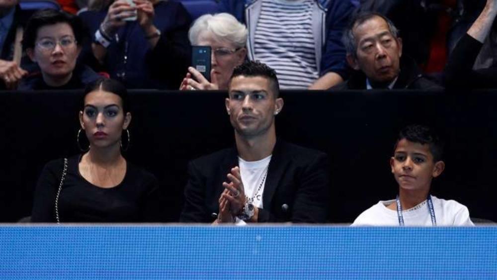 رونالدو يٌقرر الزواج من جورجينا بعد علاقة لسنتين