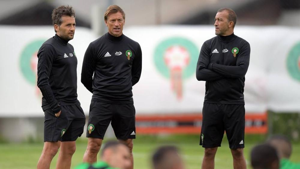 رونار لـ"حجي":"أتمنى أن نحقق الإنتصار اليوم أمام الكامرون ليكون بمثابة الهدية في ذكرى ميلادك"