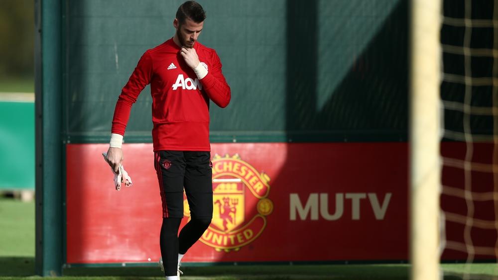 مانشستر يونايتد يبدأ التفاوض مع بديل دي خيا