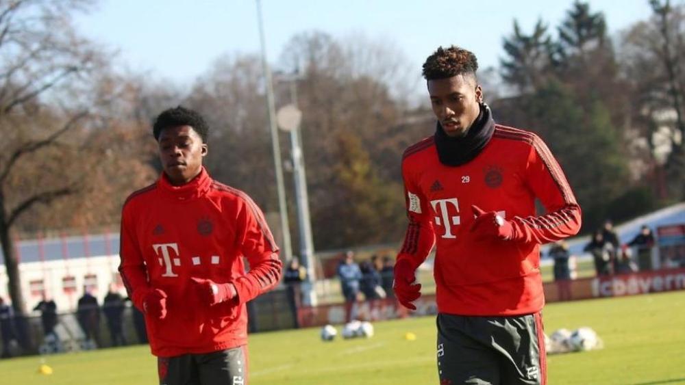 الكندي ديفيز يبدأ أولى تدريباته مع البايرن