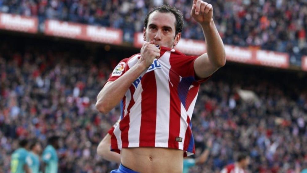 لاعب أتليتكو في مفاوضات مع ميلان