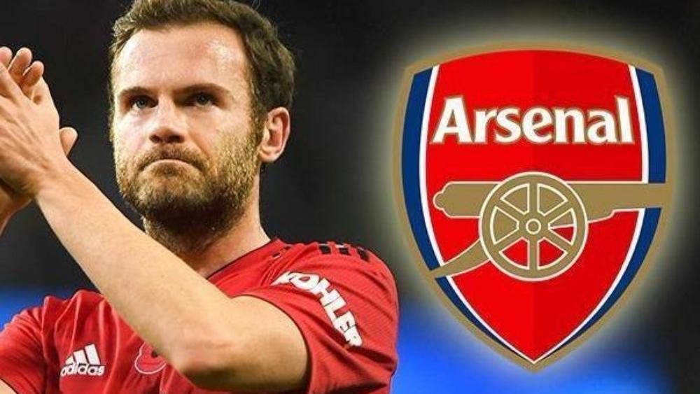 آرسنال يستعد لرد صفعتي فان بيرسي وسانشيز لمان يونايتد