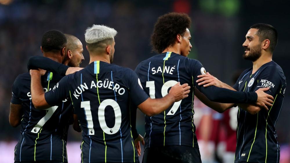 أربعة أهداف كربونية تُبقي السيتي على صدارة البريميرليج