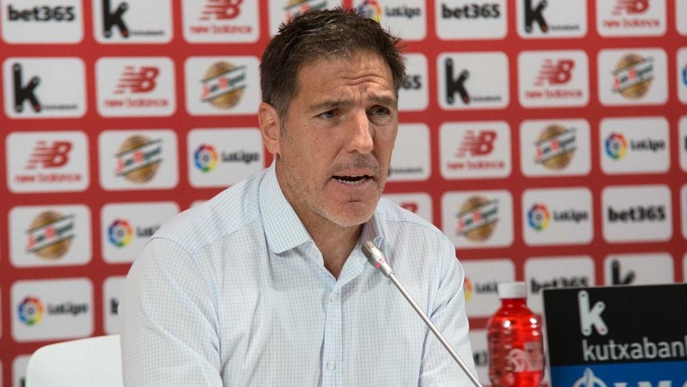 أتلتيك بلباو يقيل بيريزو ويعين غاريتانو