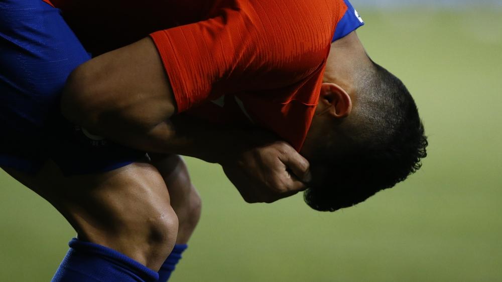 بيتي: آرسنال باع لليونايتد شقيق أليكسيس سانشيز