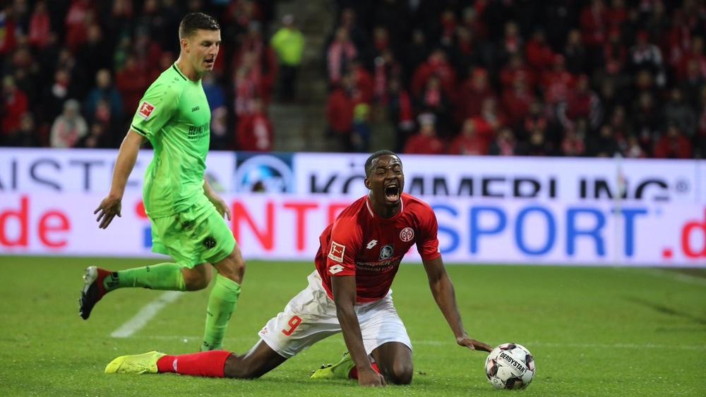 ماينز يفرض التعادل على هانوفر في اللحظات الأخيرة