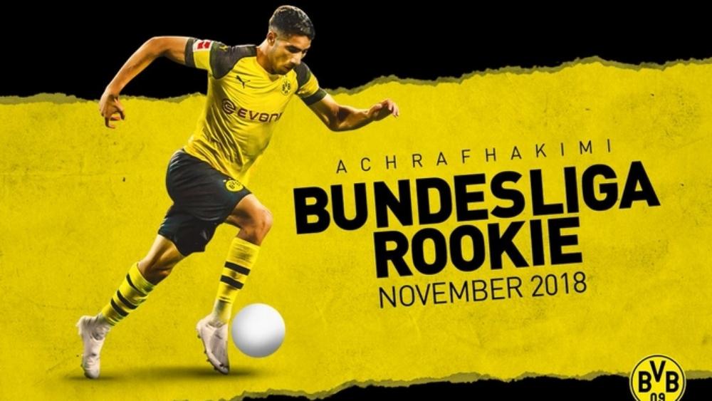 حكيمي يُحقق جائزة الشهر في الدوري الألماني