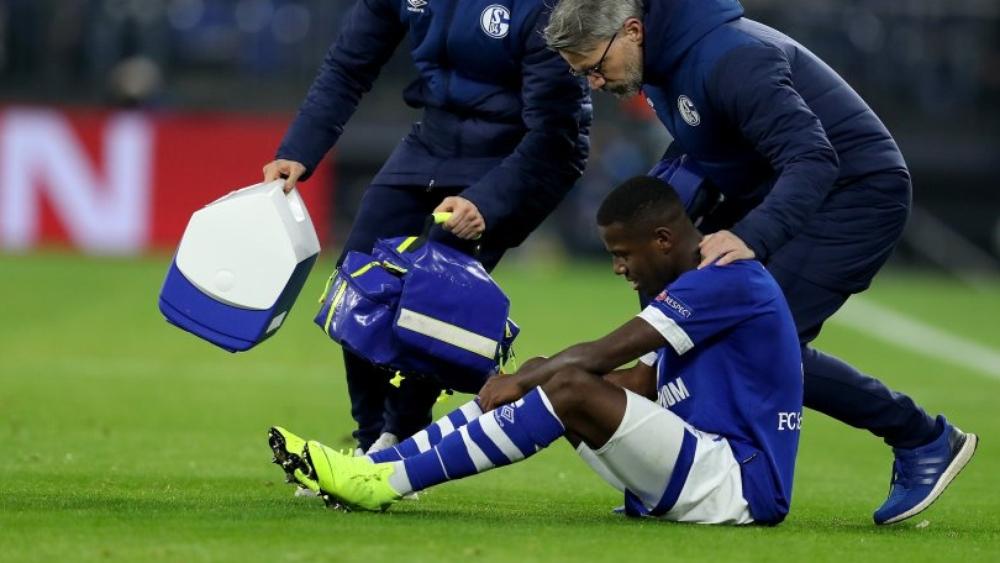 الإصابة تُخرج منديل من لقاء شالكه ولوكوموتيف موسكو