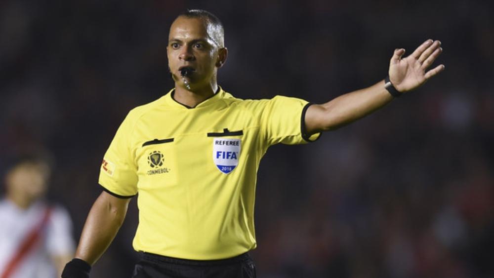 حكم برازيلي يقود مباراة ريال مدريد وكاشيما أنتلرز