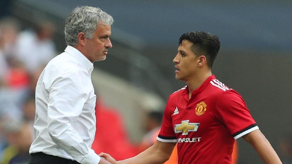 سانشيز ينفي المراهنة على إقالة مورينيو