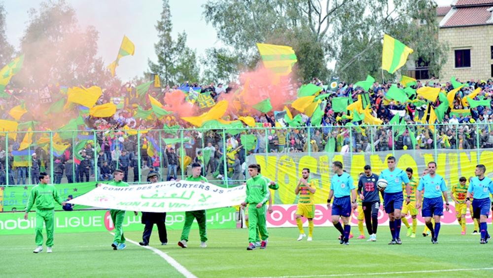 وزارة الخارجية المغربية تسمح لأنصار الفريق الجزائري بالقدوم للمغرب وتكذب الإشاعات..!
