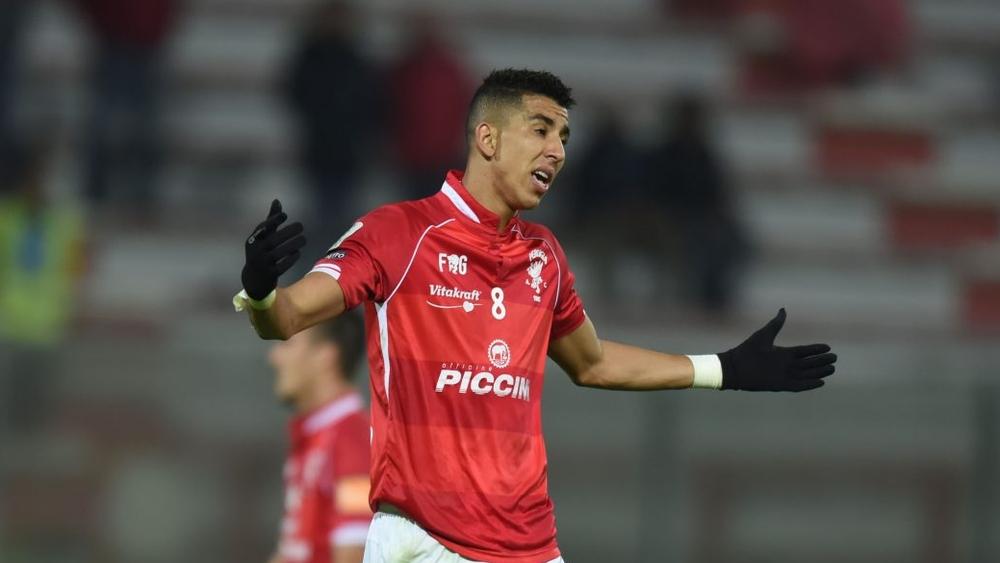 الياميق يتشرَّبُ خِبرة الكرة الإيطالية ببيروجيا .. ونيستا مؤمنٌ بمؤهلاته وإمكانياته