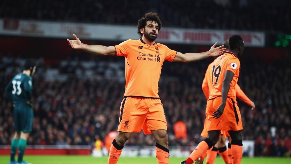 ليفربول يستضيف أرسنال لمواصلة الزحف نحو اللقب