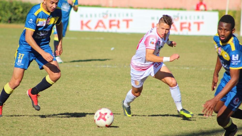 حسنية أكادير تكتفي بالتعادل أمام الفتح الرياضي