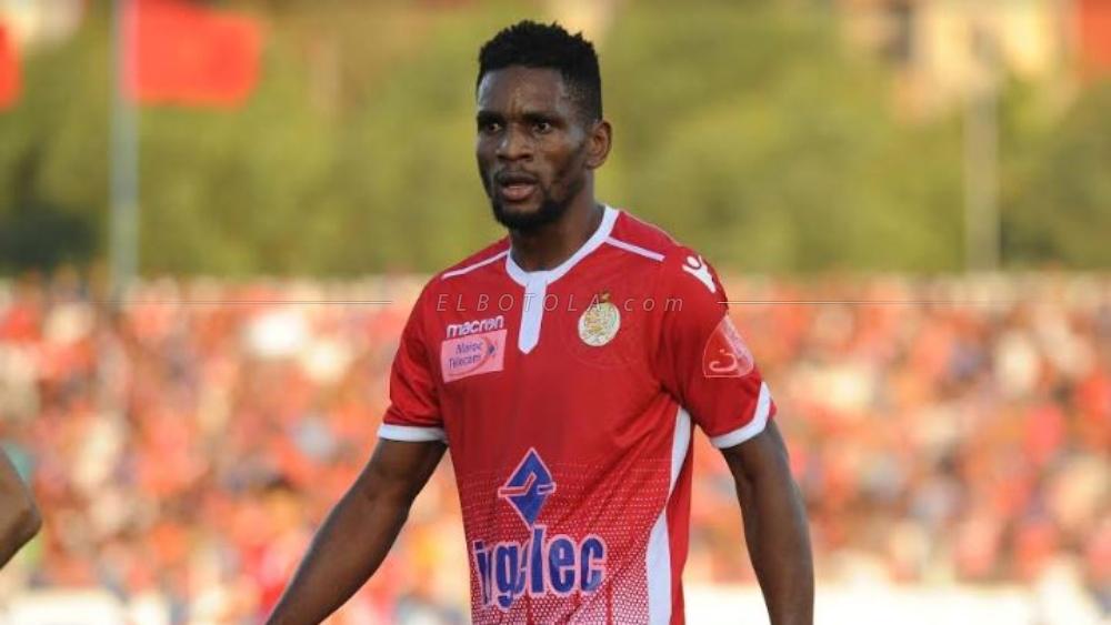 مهاجم الوداد غابرييل يقترب من سريع وادي زم