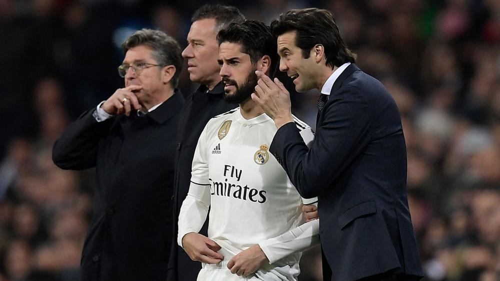 صديق إيسكو يشن هجوما على سانتياغو سولاري