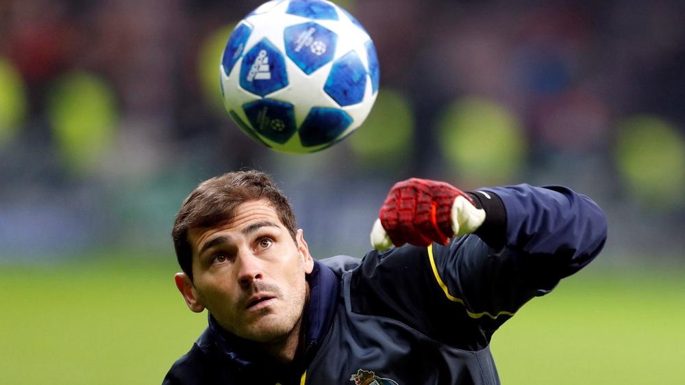 كاسياس يأمل الاستمرار لفترة طويلة مع بورتو