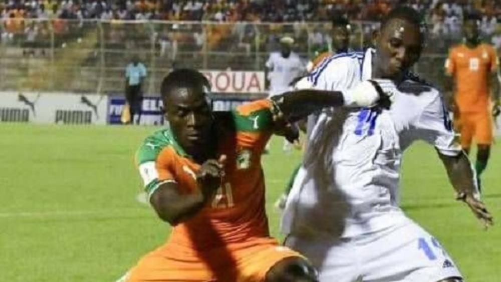 اتحاد طنجة يقترب من ضم الدولي الغابوني ستيفي نزامبي