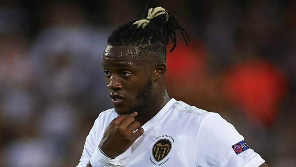 فالنسيا يبحث عن مخرج من ورطة باتشواي